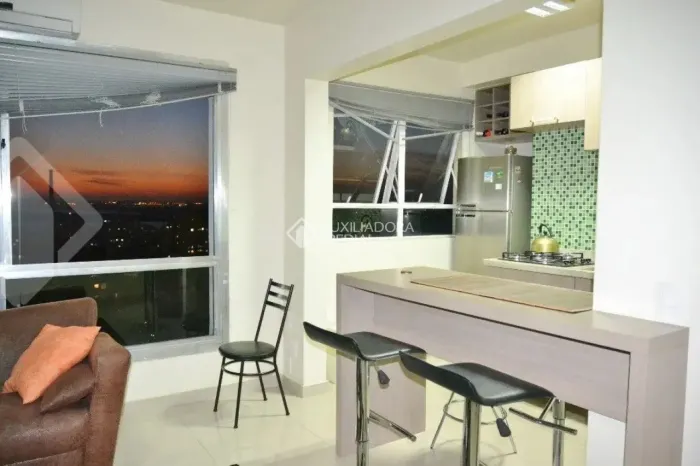 Apartamento semimobiliado de 1 quarto com vista espetacular para o Guaíba.