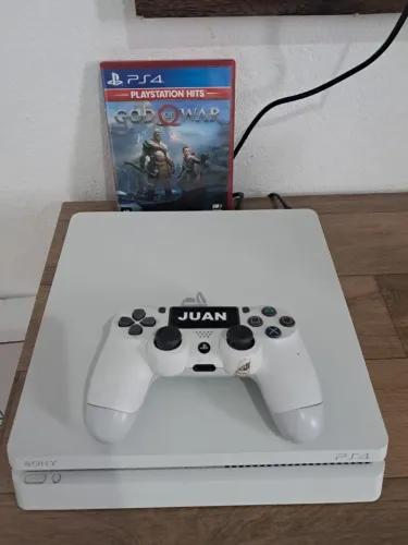 Vendo ps4 Slim