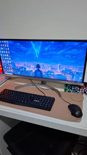 Monitor Ultrawide 29" Super Conservado