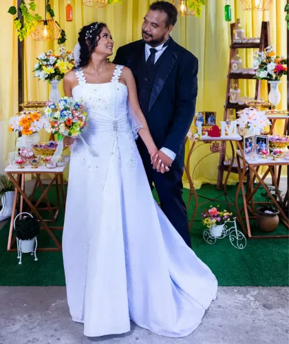 Aluguel de vestidos para Casamentos - Noiva, Traje do  Noivo, Pajens e Damas.