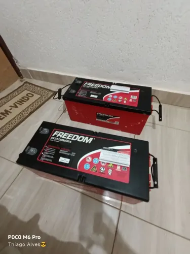 Vendo ou troco bateria freedom estacionaria de 150 h