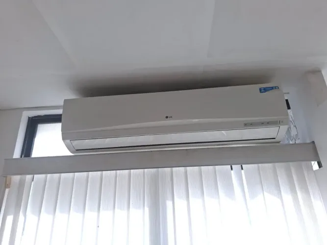 Ar condicionado 