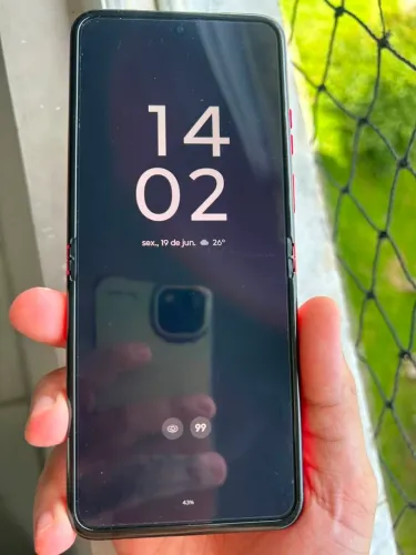 Motorola RAZR 40 ULTRA