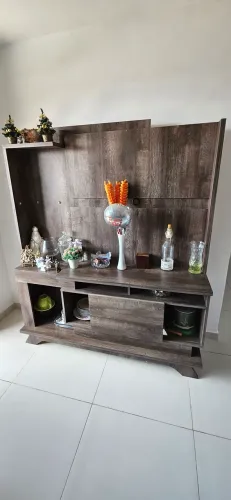 Estante de sala com.painel
