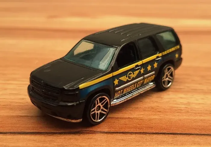Hot Wheels '07 Chevy Tahoe - Hot Wheels City 5-Pack 2007 (Loose)