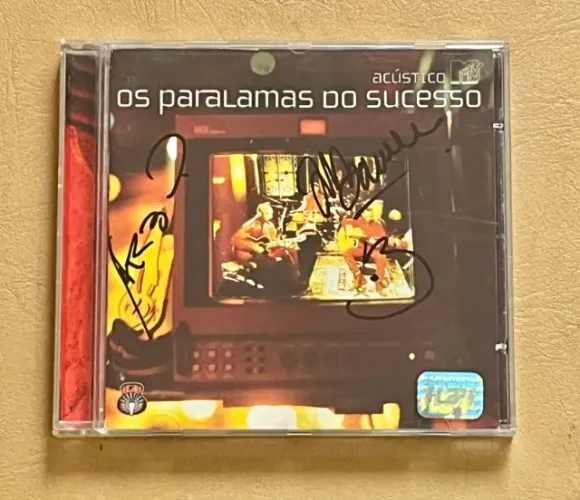 CD Paralamas Acústico MTV autografado pela banda