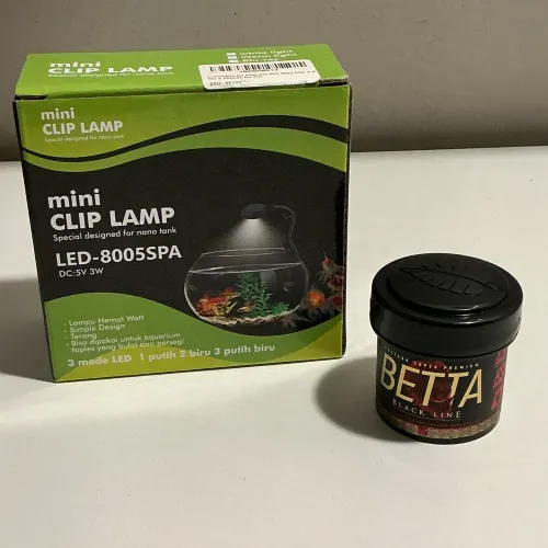 Kit para Aquário de Betta: Luminária LED + Ração Poytara Super Premium BETTA Black Line