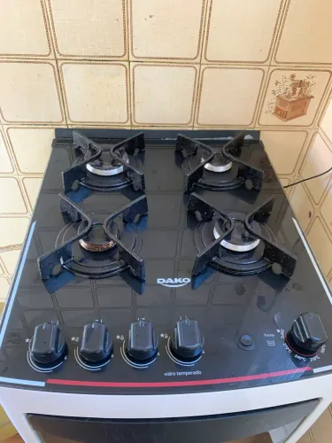 Vendo fogão. Tudo funcionando perfeitamente.