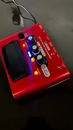 Pedal Boss Ve 2 Vocal Harmonist excelente estado 