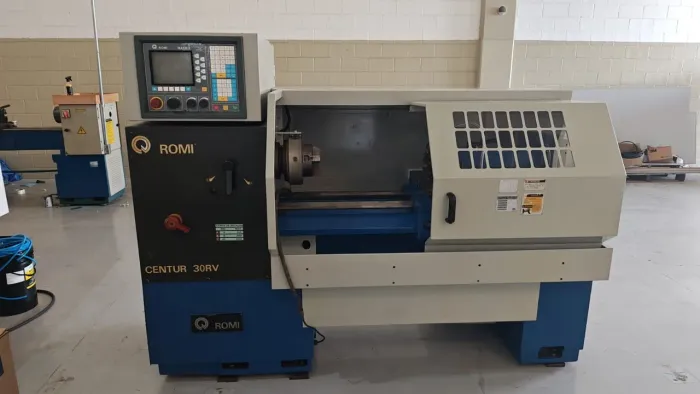 Torno Cnc Romi Centur 30RV ano 1996
