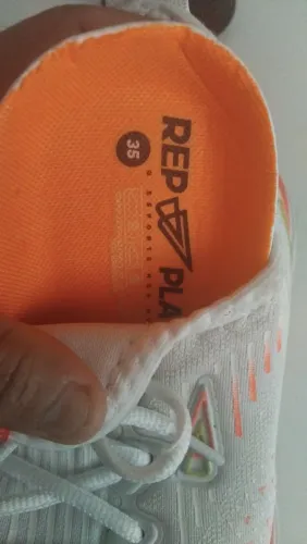 Vendo um sapato poucas vezes usado