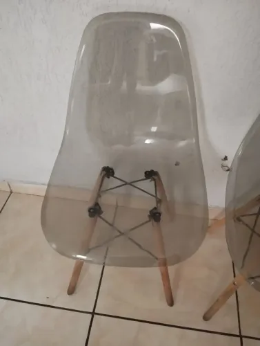 Cadeiras acrílico