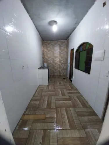 Dois quartos, sala e cozinha