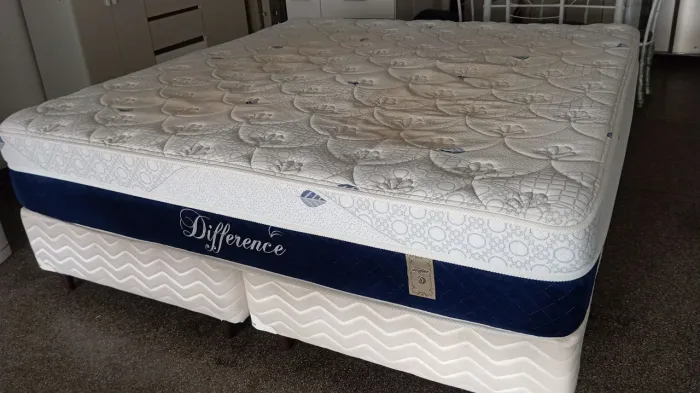 Cama box super king size 193 por 203 molas ensacandas bambú 