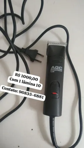 Vende-se Máquina de Tosa Andis com Lâmina 10