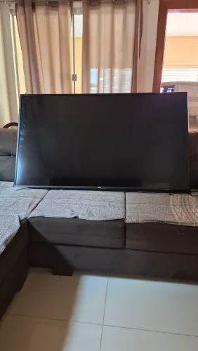 TV LG 60" SEMI NOVA!!