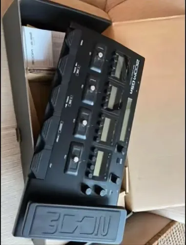 Pedaleira Zoom G5N