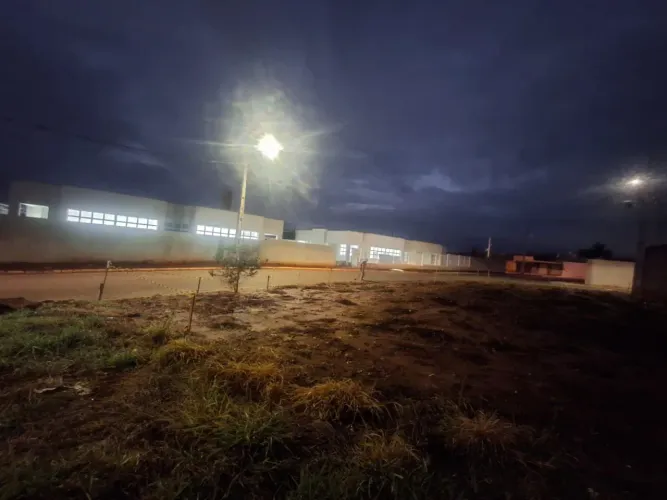 Terreno de esquina em Sabáudia PR