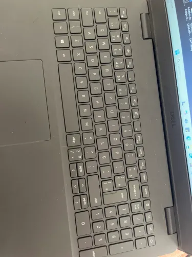 Notebook Dell Core i3 10° geração - SSD NVMe 256 GB - Ótimo estado