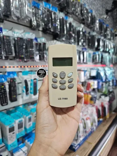 Controle Carrier p ar-condicionado. Whatsapp na descrição!