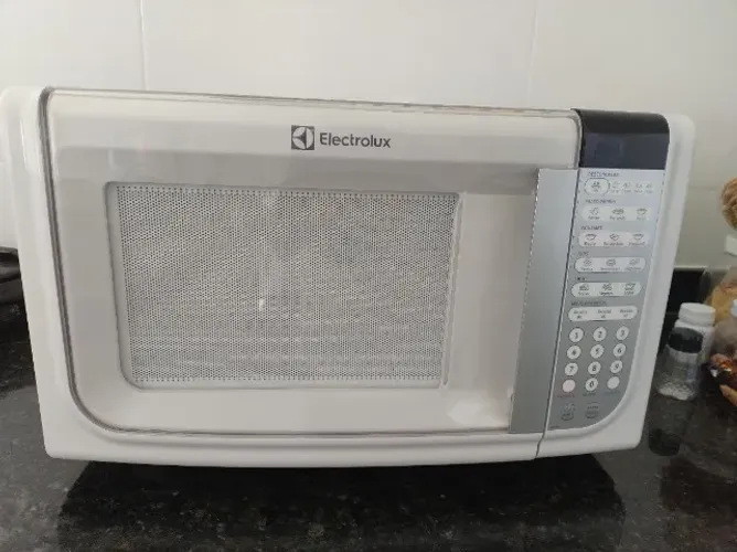 Microondas Eletrolux 31L