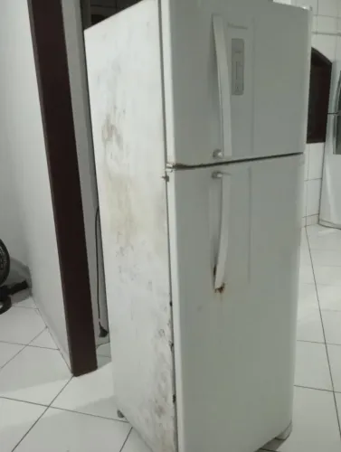 geladeira pra arrumar 