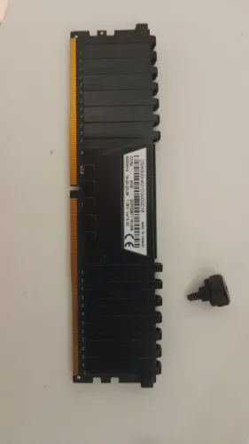 Memória ram 8gb DDR4 3000mhz para computador