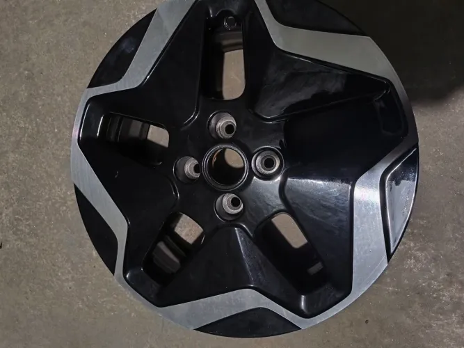 Roda original de ByD aro 16