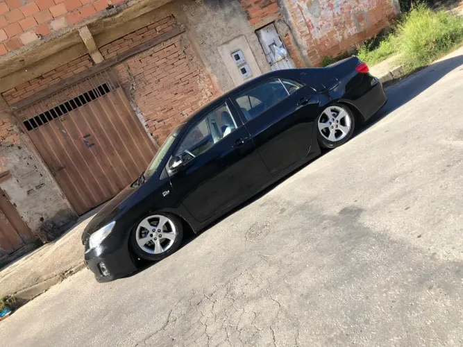 Toyota Corolla GLI 1.8 Flex 16V Aut. 2012