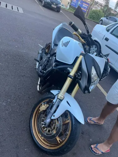 Honda hornet