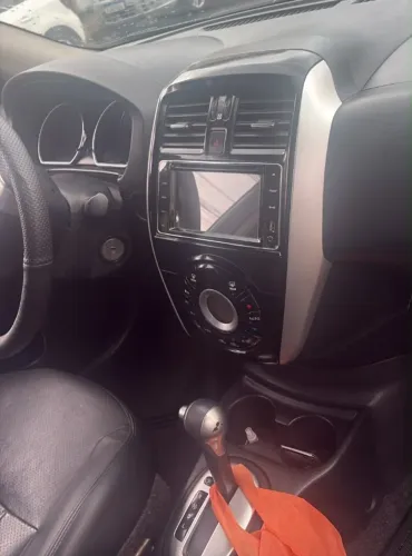Nissan Versa SL 1.6 16V Flexstart 4P Aut. 2017