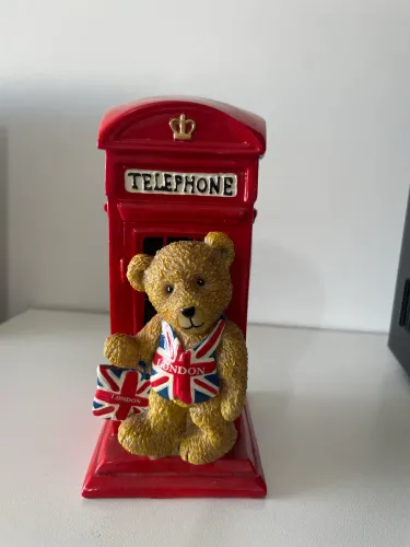 Vendo lindo cofre de cabine Inglesa de ferro importado