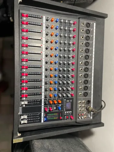 Vendo Equipamento de som