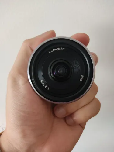 Lente Sony e-mont 16mm