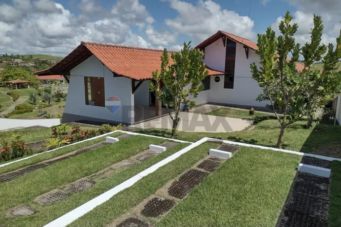 Casa ampla em Porto de Galinhas, escriturada e financiável
