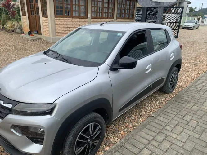 Renault Kwid Intense 1.0 Flex 12V 5P Mec. 2023
