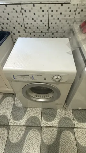 Secadora Electrolux semi nova