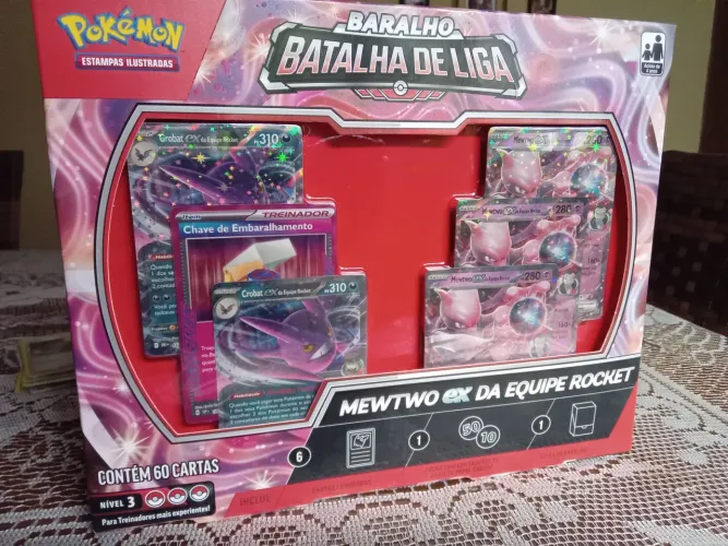 Baralho de Batalha de liga Mewtwo Ex da equipe rocket lacrado !