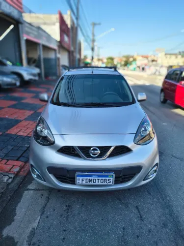 Nissan March 1.0 12V Flexstart 5P 2017