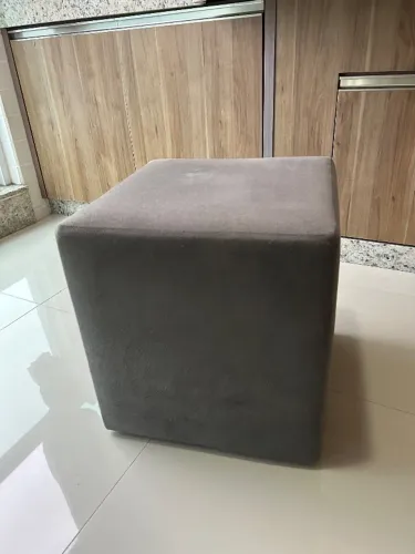 Puff Cinza de camursa