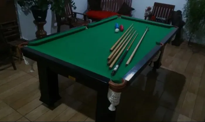 Mesa de Sinuca Residencial Luxo