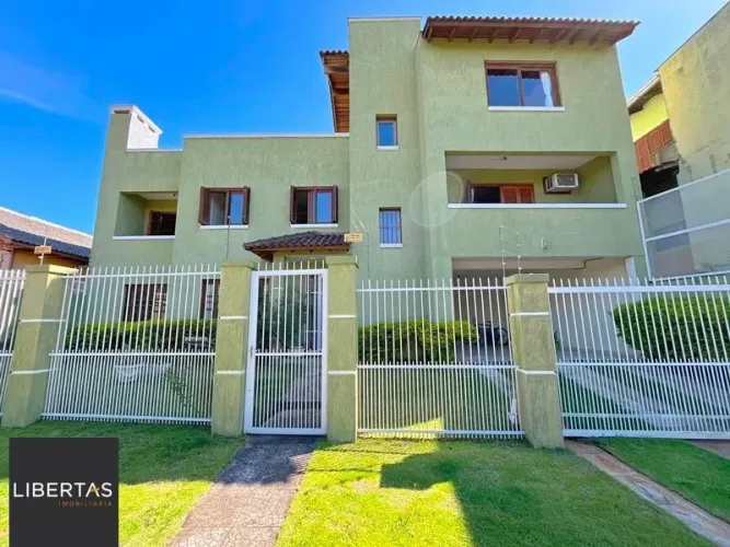 Sobrado 4 dormitórios à venda Camaquã Porto Alegre/RS