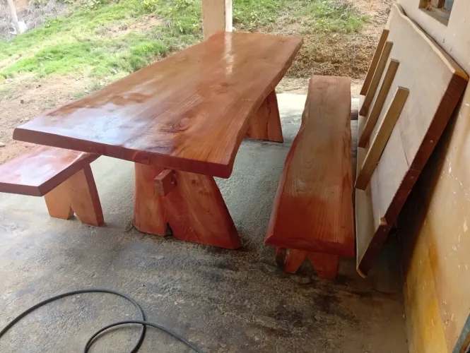 Mesa cedro rosa 