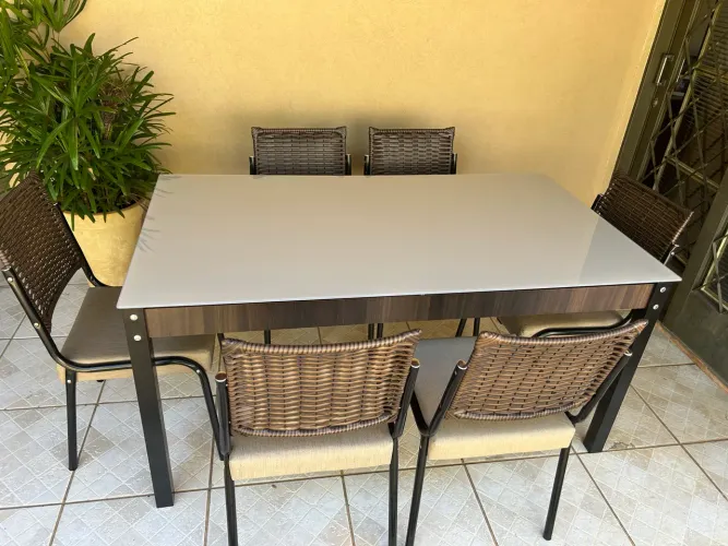 lindo jogo de mesa de jantar 6 cadeiras NOVO a pronta entrega 