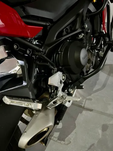 Vendo Yamaha 900 GT tracer