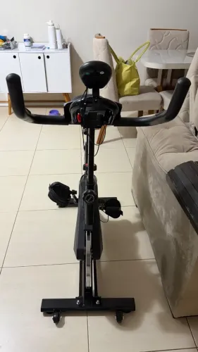 Bicicleta spinning ergométrica