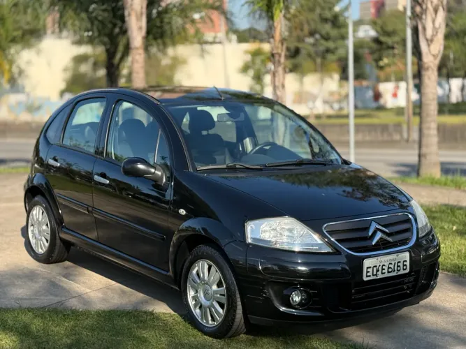 Citroen C3 Exclusive 1.4 Flex 8V 5P 2011