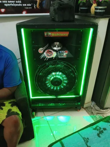 Caixa de som/Mini paredão 