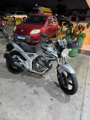 Twister 250 carburada 2006