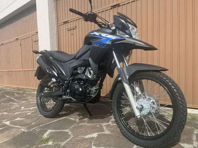 Vendo moto xre190 flex